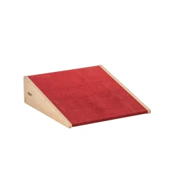 Anbauschräge mit Teppich Farbe Rot für die Krabbelkiste