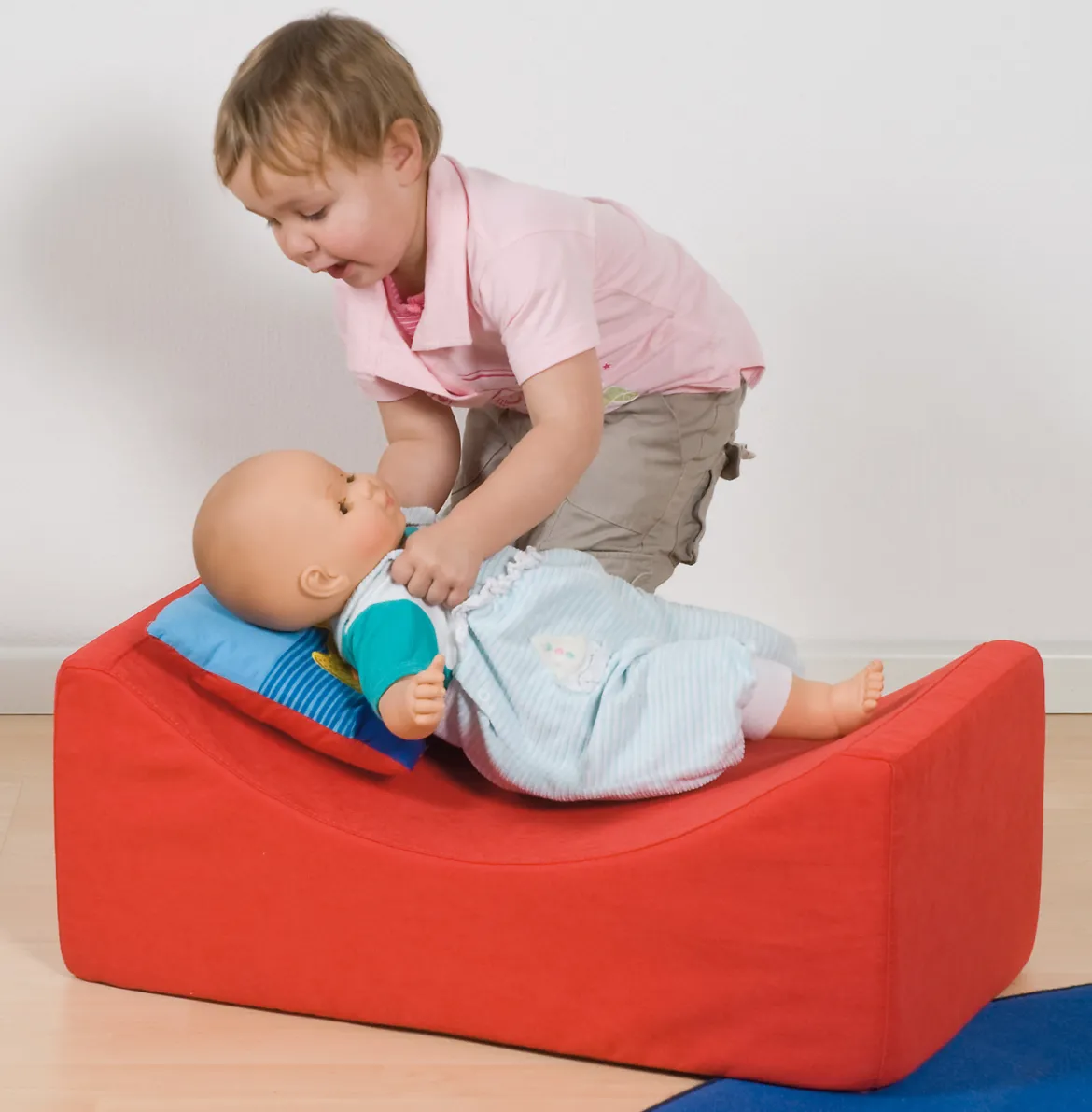 Babypuppe, ca. 60 cm