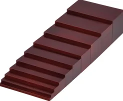 Braune Treppe, 10 hölzerne Prismen, ab 3 Jahre