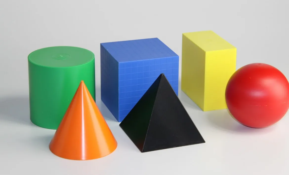 Geometrische Körper, 10/10 cm aus RE-Plastic°