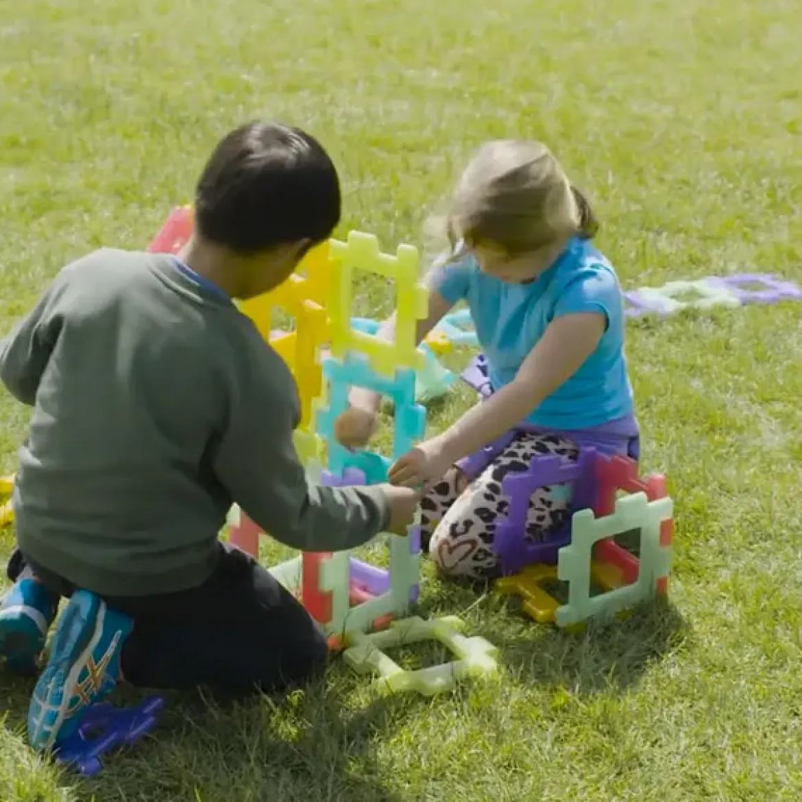 Große Steckbausteine, Giant Polydron, Transluzentes Set, 60 Teile, aus Recyclingkunststoff, für Kinder