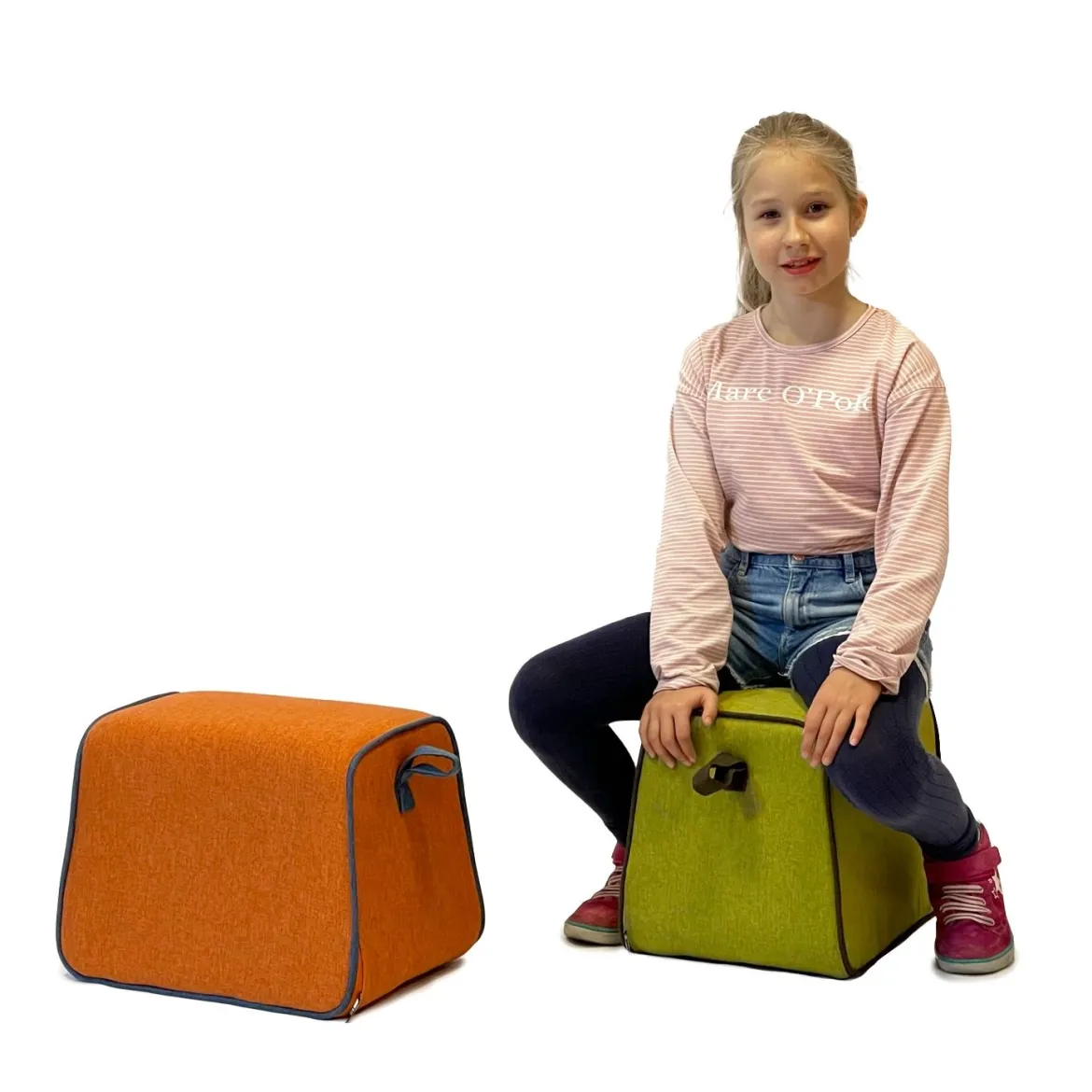 Hockidu - Hocker gepolstert mit Schlaufe, Farbe orange
