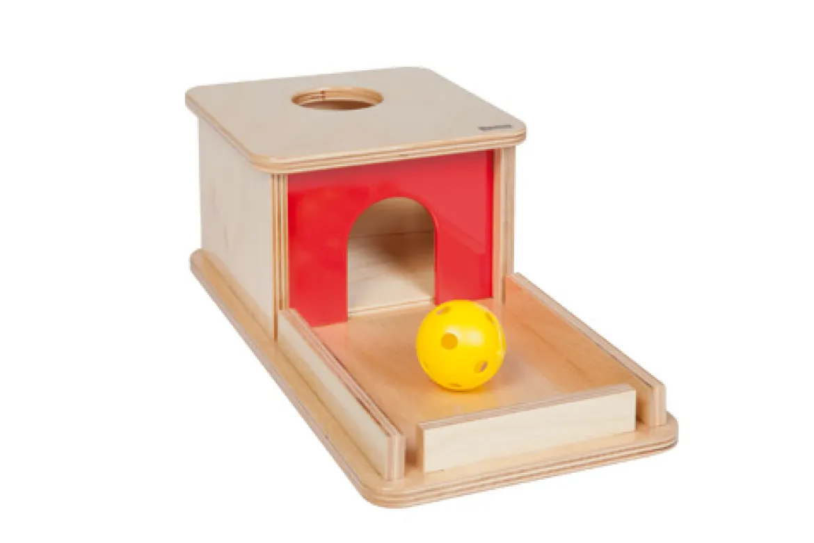 Holzkasten mit Ablage