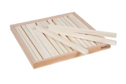 Kasten mit Prismen zur Braunen Treppe