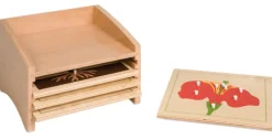 Kasten mit vier Fächern für die Botanischen Puzzles