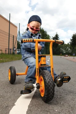 Kleines Dreirad für die Krippe, orange, TopTrike Kinderfahrzeug