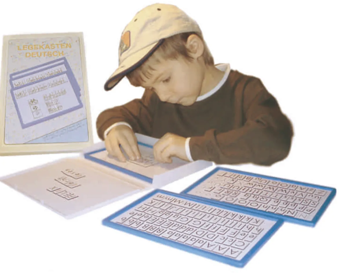 Legekasten Deutsch blau mit 3 Tafeln, 160 Buchstaben