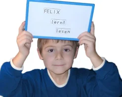 Legekasten Deutsch & Mathematik in blau mit 3 Tafeln, 215 Elemente, 1.-2. Klasse
