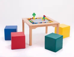 LEGO Spieltisch für LEGO und DUPLO mit 4 Schaumstoffwürfeln, inkl. Steine 51002