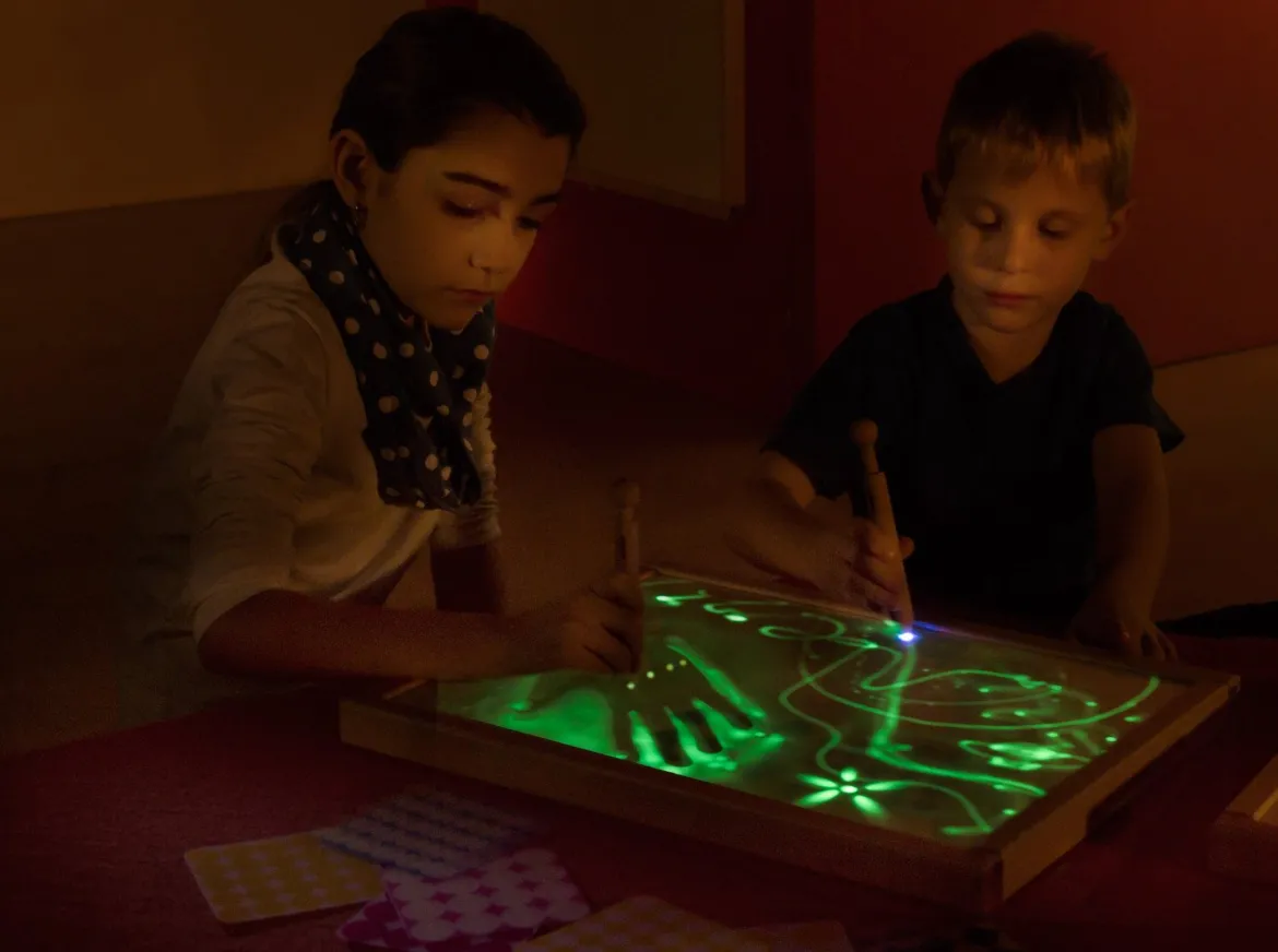 Lichtspiel midi, ab 3 Jahren