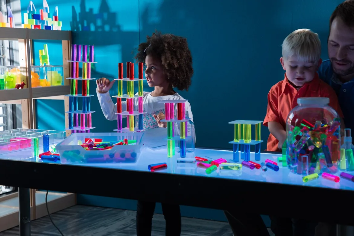 Luxy Regenbogen Säulen im Holzkasten, ab 2 Jahren
