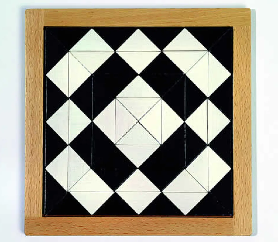 Magisches Mosaik schwarz-weiß, geometrisches Puzzlespiel