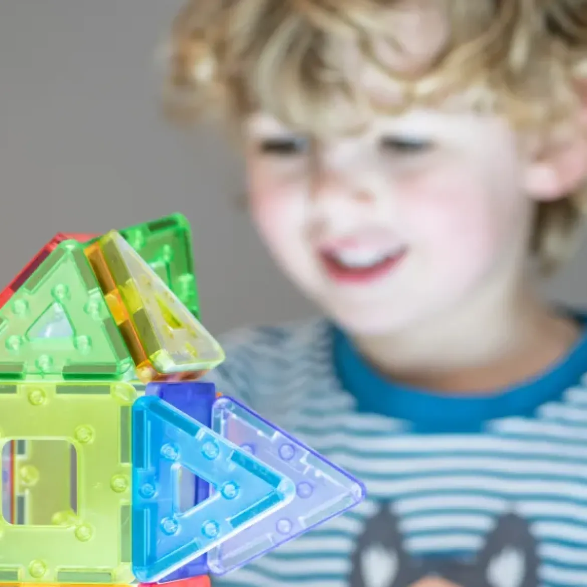 Magnetbausteine, Polydron KinderMag, Großes Set, 96 Teile, für Kleinkinder
