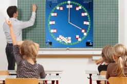 magnetic/digital Uhr, magnetischer Kartensatz