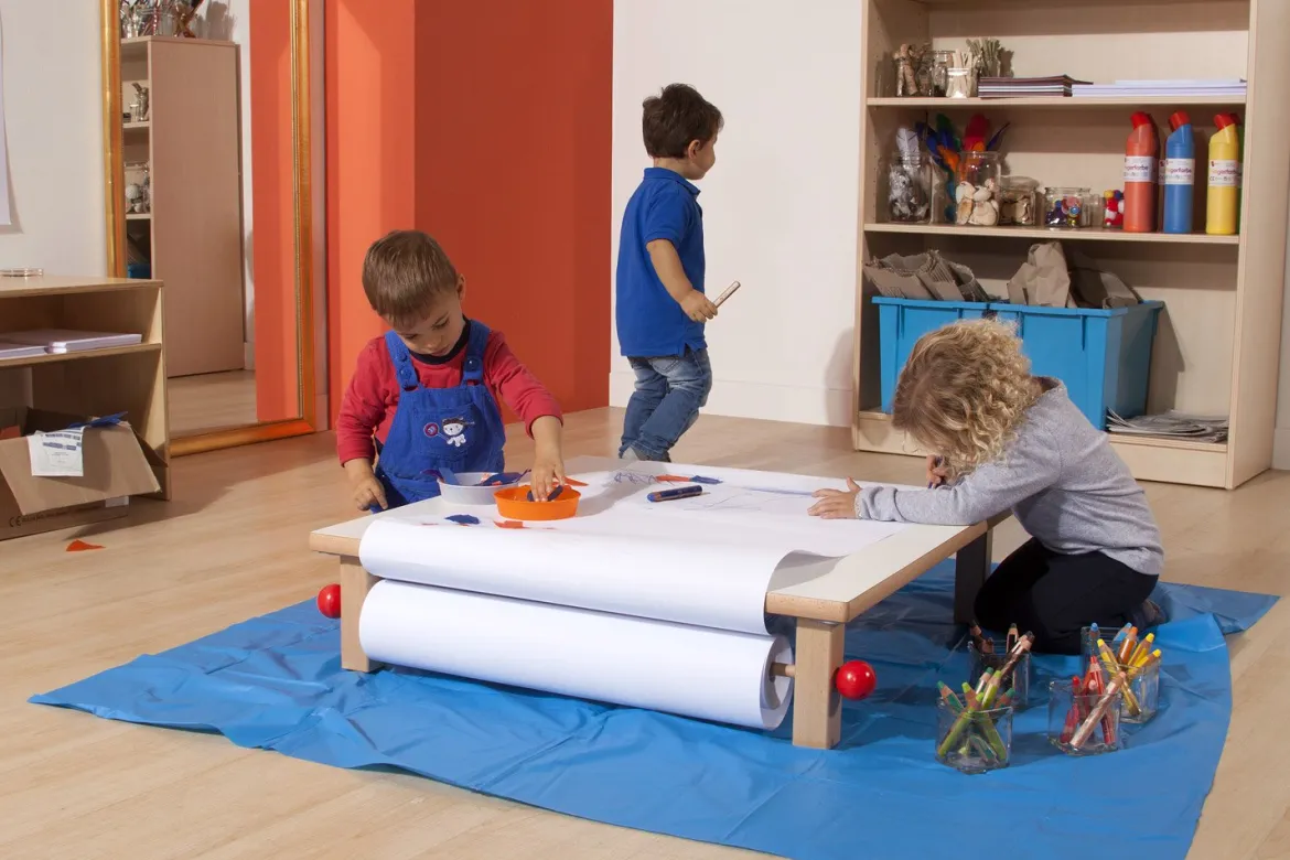 Mal- und Kreativpodest, 2-3 Jahre