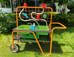 Mobiler Sand-Wasser-Tisch mit Pumpe