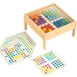 Mosaiktisch mit farbigen Bällen, Legespiel mit Aufgabenkarten