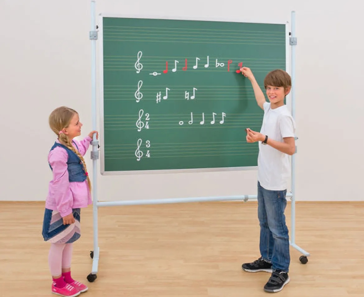 Notentafel eine Seite Notensystem, 1 Seite blanko
