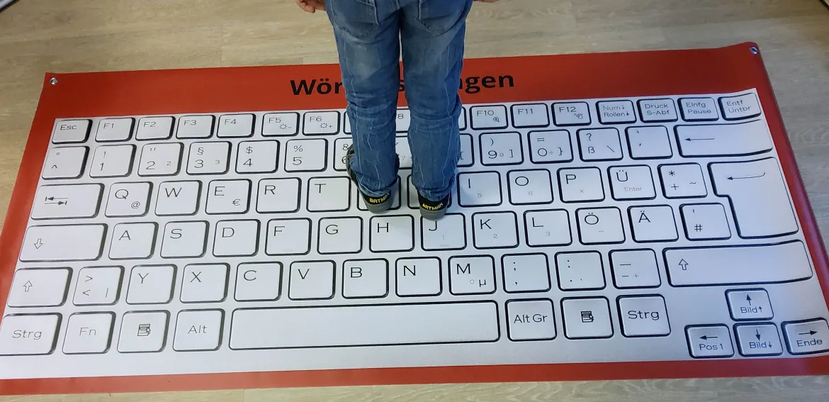 Outdoor Sprungteppich Tastatur, Spielteppich