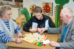 Quer durch 6 eckig, Brettspiel, ab 5 Jahre