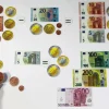 Rechengeld Euro, magnetisch, aus MAG-Pap° in Kunststoffbox