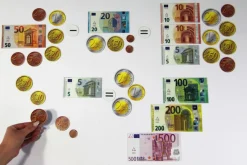 Rechengeld Euro, magnetisch, aus MAG-Pap° in Kunststoffbox