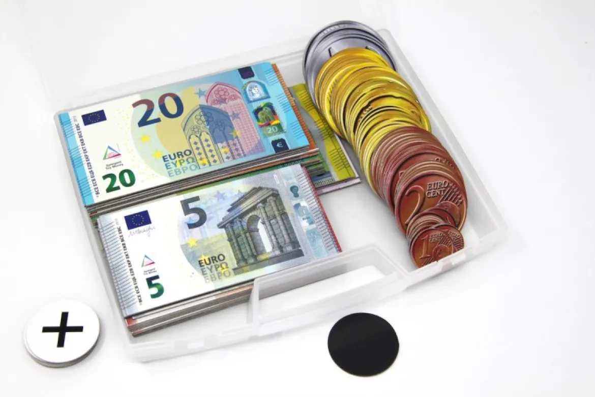 Rechengeld Euro, magnetisch, aus MAG-Pap° in Kunststoffbox