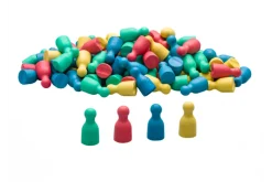 Satz aus 100 Spielfiguren in 4 Farben, im Karton