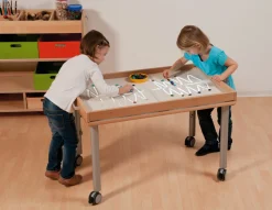 Tisch für Sandexperimentierwanne für den Kindergarten, 100 x 65 cm, höhenverstellbar 59-76 cm