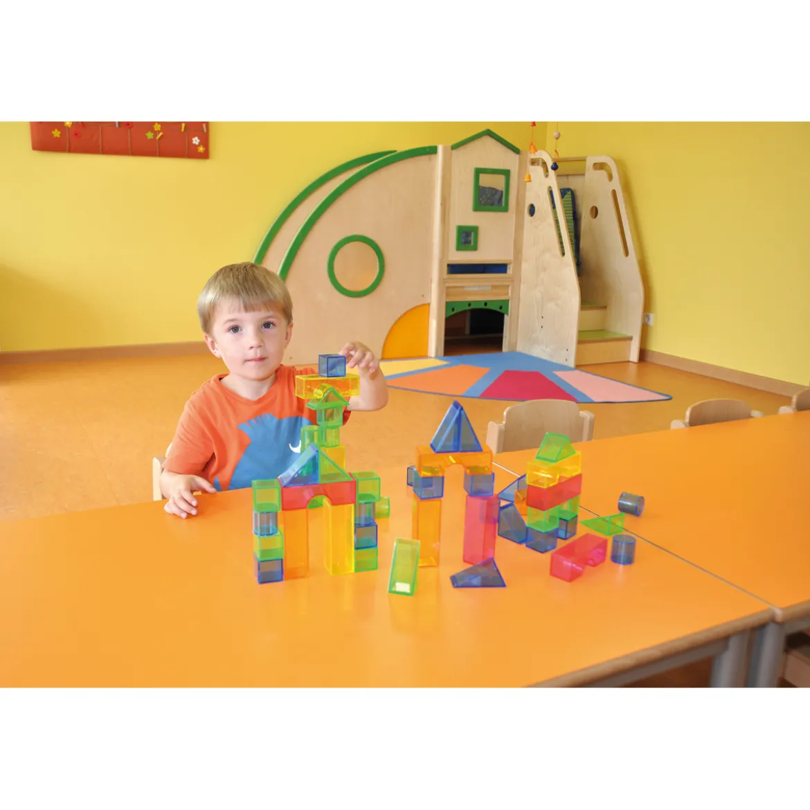 Transparente Bausteine 50 Teile, 5 Farben 6 Formen, Würfel 3,2 x 3,2 cm, ab 3 Jahre