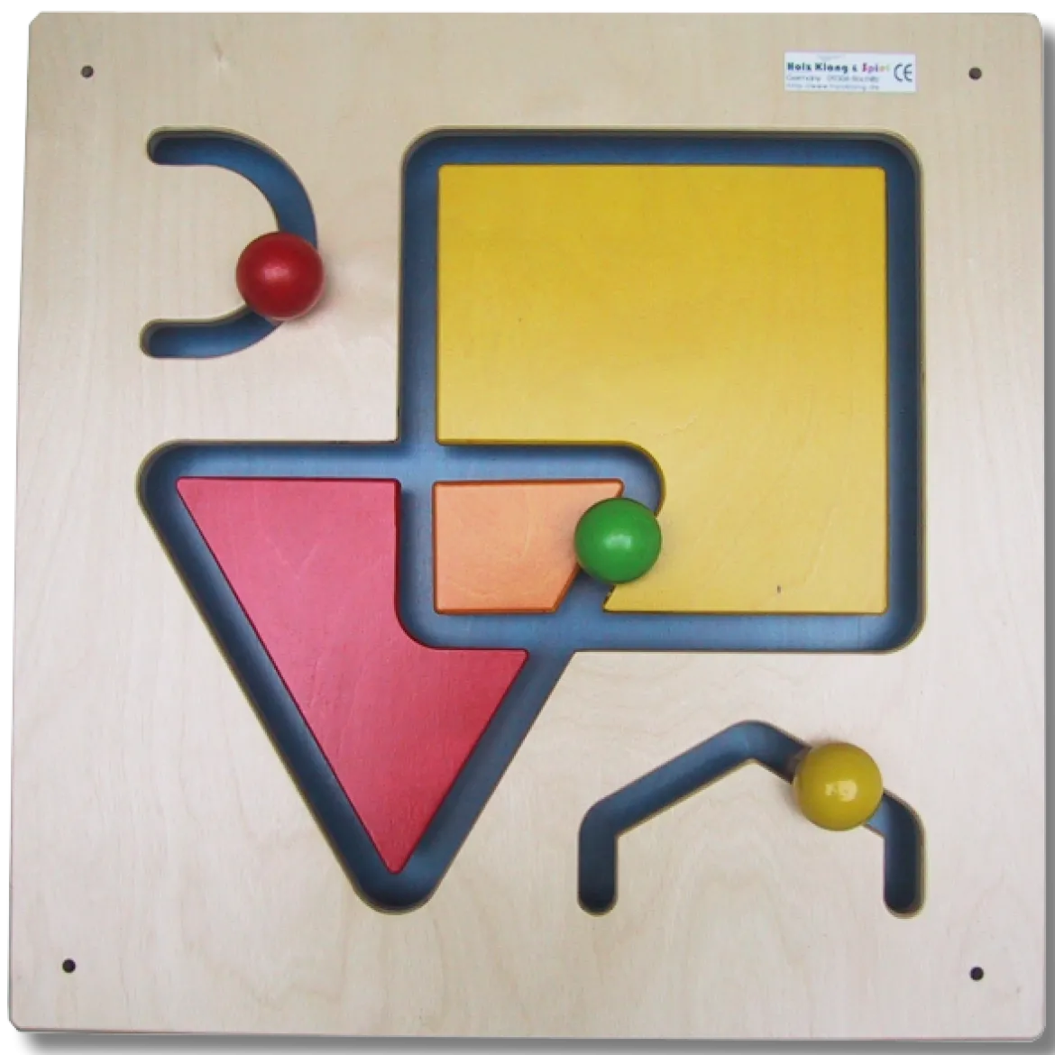 Wandspiel Form und Farbe