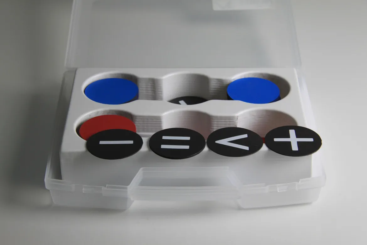 Wendeplättchen magnetisch 125 Teile im Kunststoffkoffer