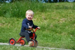 Winther Laufrad mit vier Rädern, rot, 1-3 Jahre, MINI VIKING Kinderfahrzeug