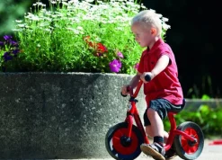 Winther Laufrad mit zwei Rädern und tiefem Einstieg, BikeRunner, rot, 2-4 Jahre, MINI VIKING Kinderfahrzeug