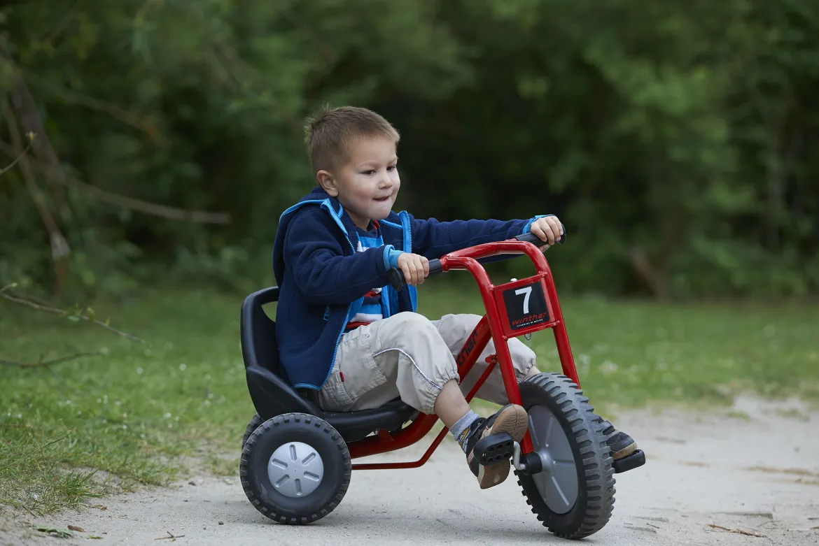 Winther Trike für Slalomstrecken, Zlalom Tricycle, rot, 4-7 Jahre, VIKING EXPLORER Kinderfahrzeug
