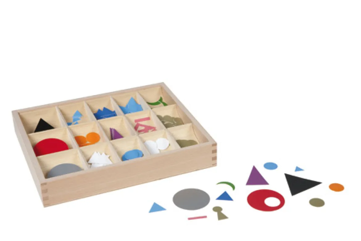 Wortsymbole aus Kunststoff als Satz im Kasten