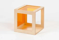 Würfel mit Acrylglas gelb