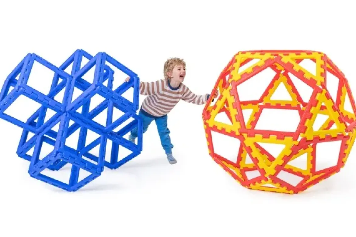 XL-Steckbausteine, XL Polydron Geo Dome, Kuppel, 62 Teile, aus Recyclingkunststoff, für Kinder